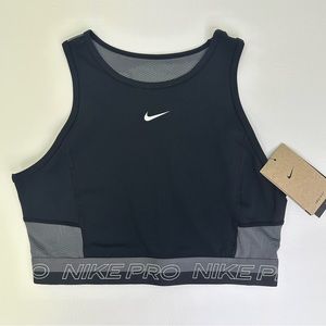 *SOLD* NWT Nike Cropped Tank